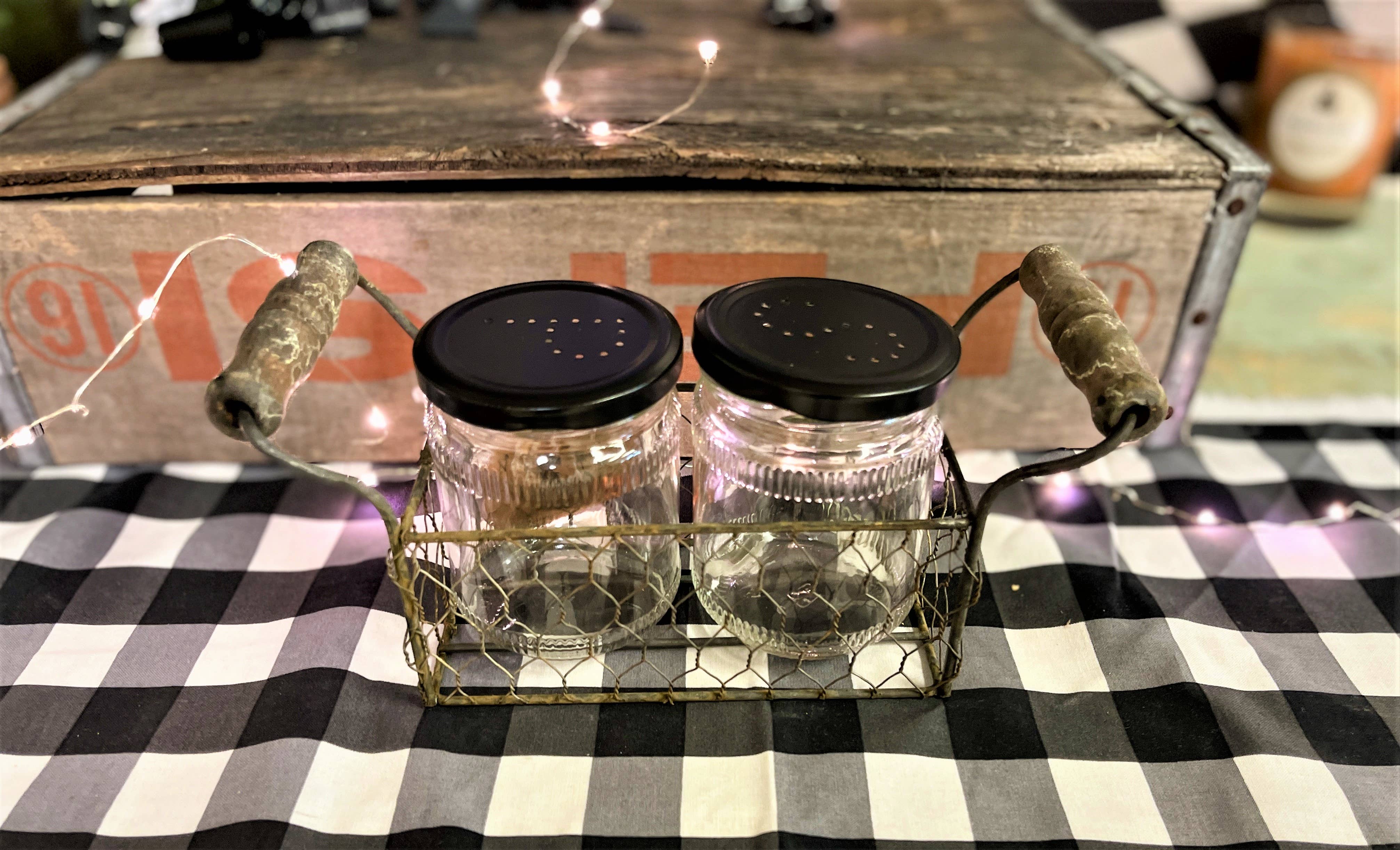 GRAY ZINC 2 JAR HODER W/BLACK "SALT & PEPPER" LIDS