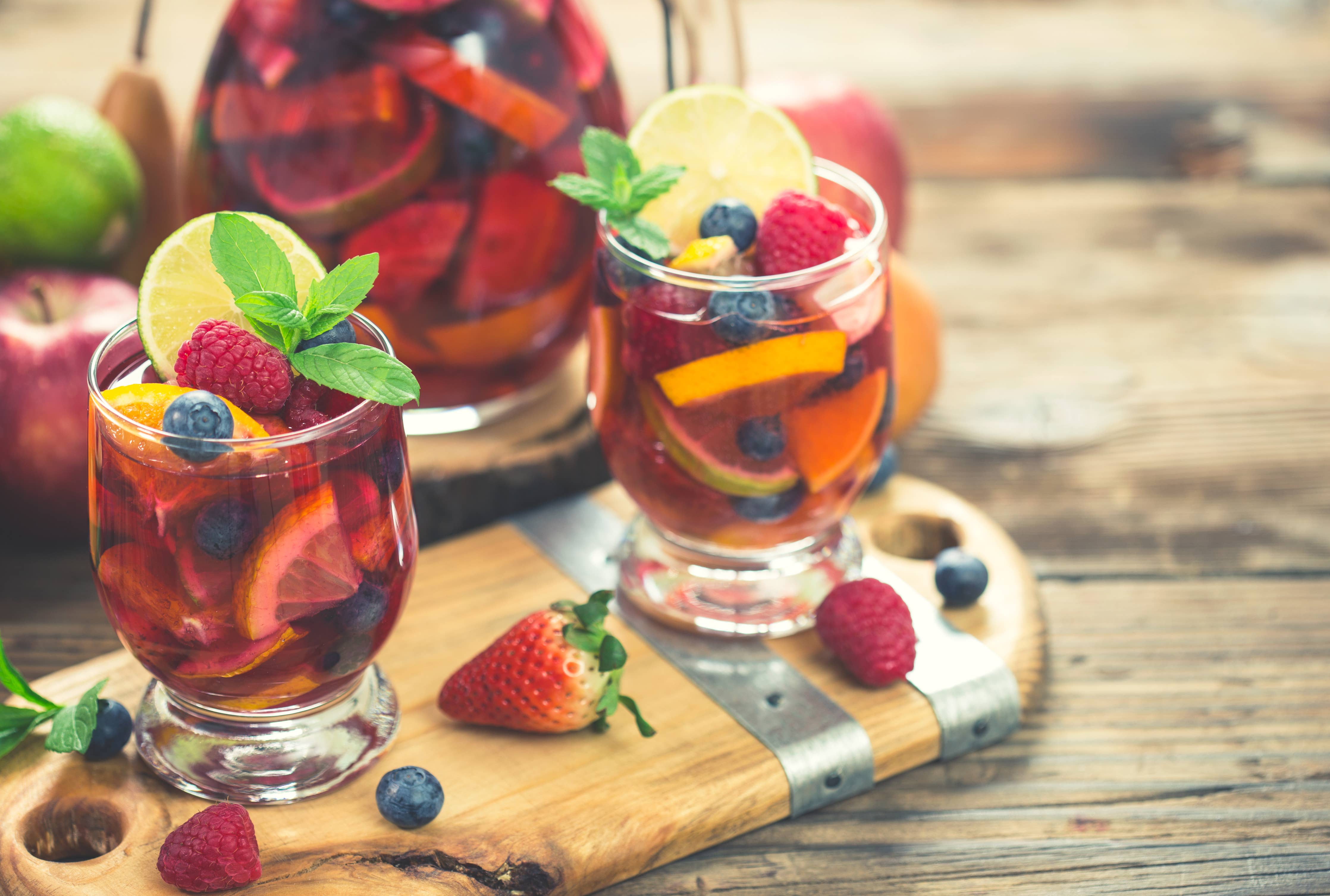 16 oz Butter Jar Candle: Raspberry Sangria