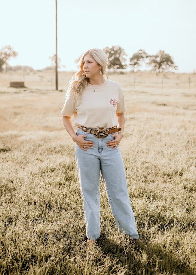 2% Feeds 100% Ag Chicks T-Shirt