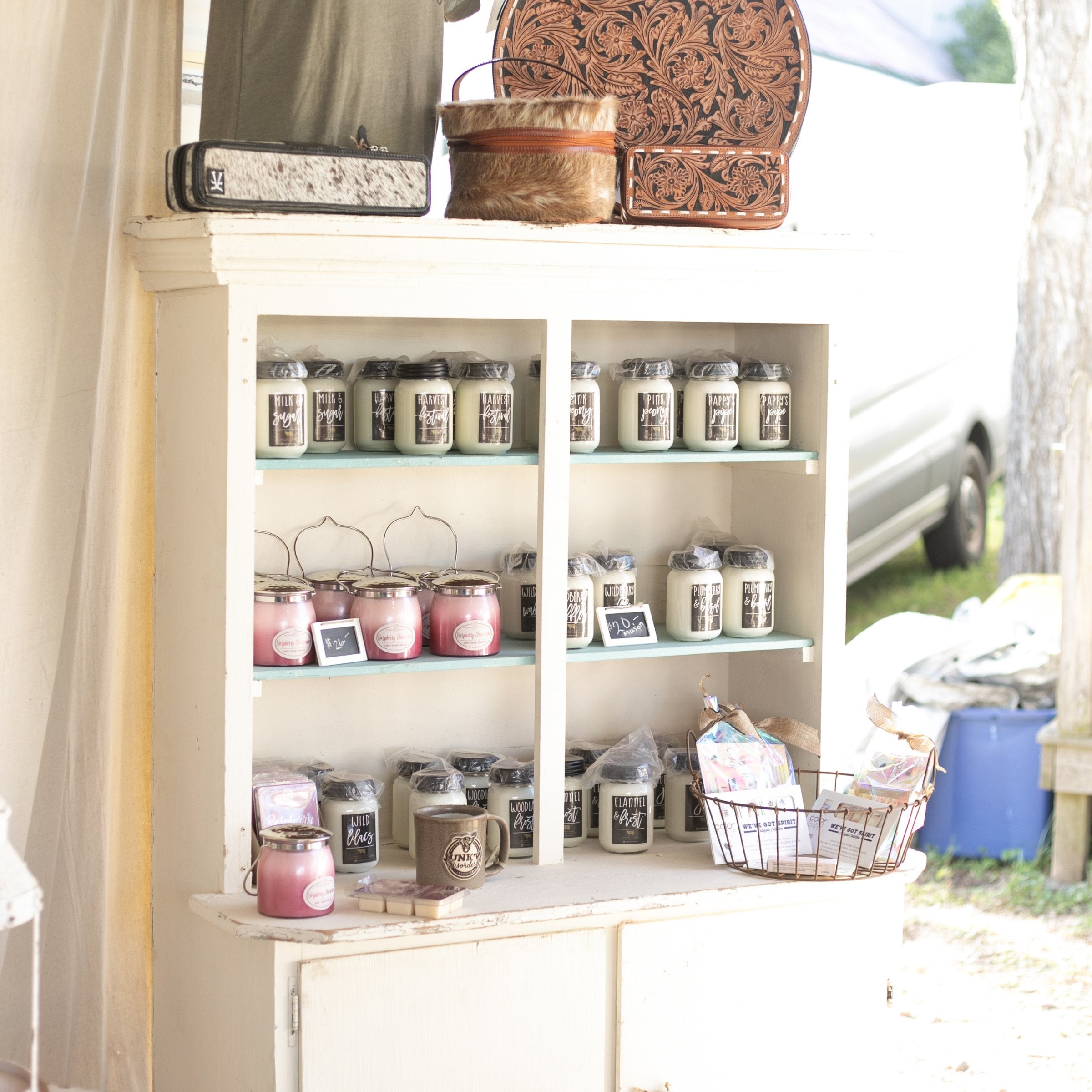 Candles & Scents