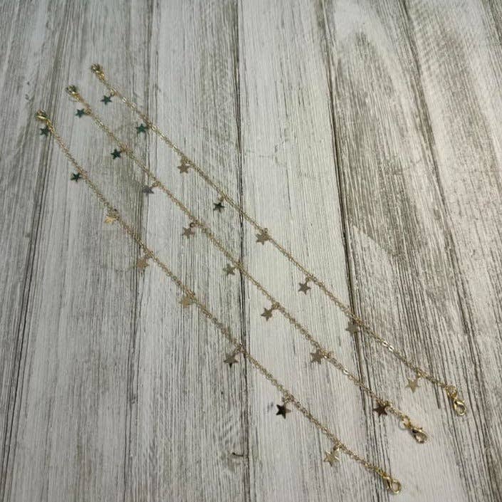 Trucker Hat Chains: GOLD STARS