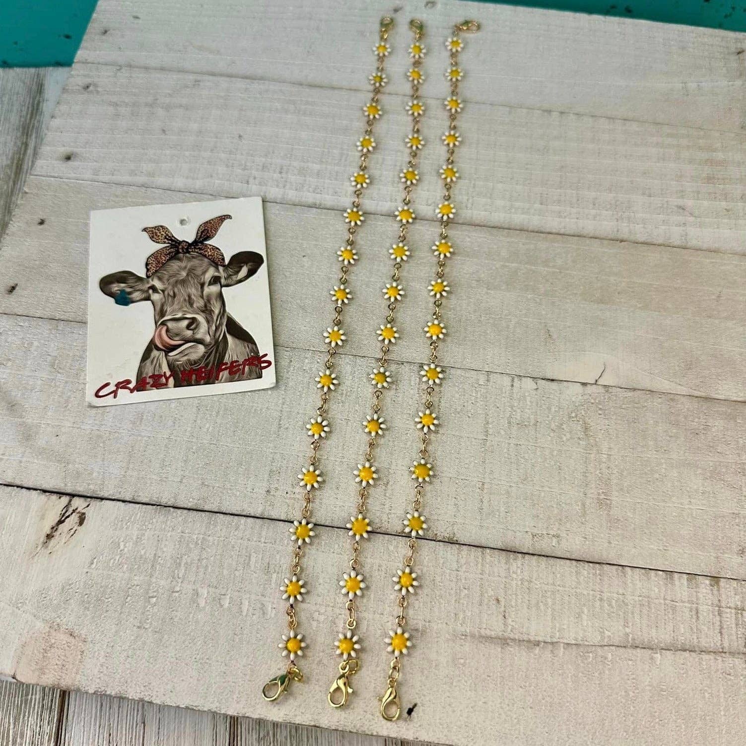 Trucker Hat Chains: DAISY