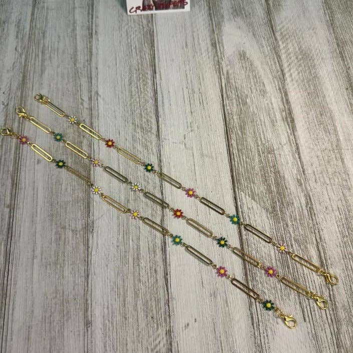 Trucker Hat Chains: PAPERCLIP DAISY