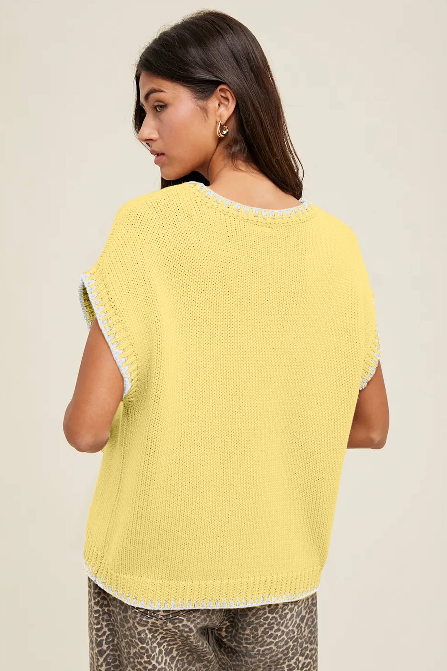 Western HOWDY Embroidered Knit Graphic Top