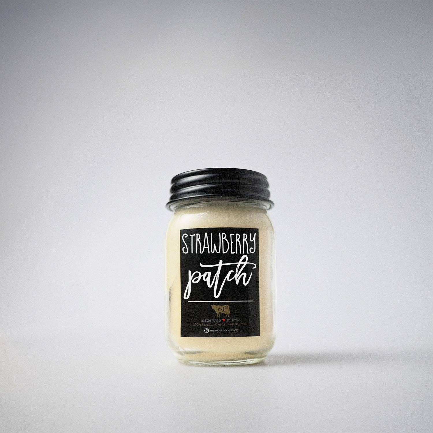 13 oz Mason Jar Candle: Strawberry Patch