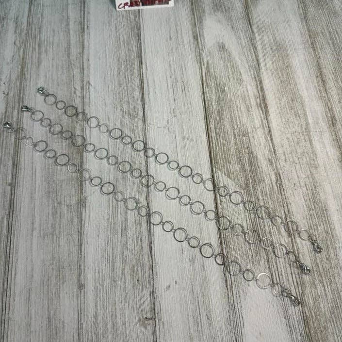 Trucker Hat Chains: SILVER CIRCLES OPEN