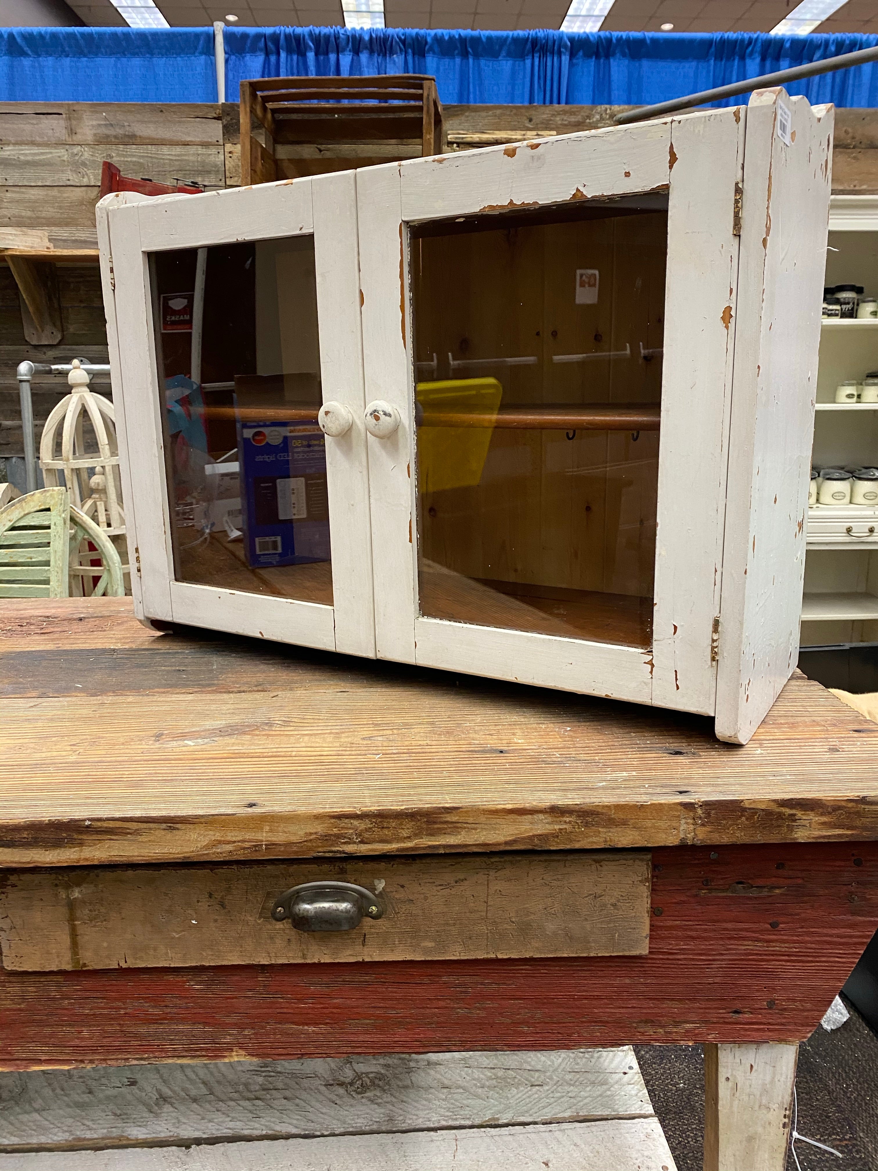 Table Top Glass Hutch