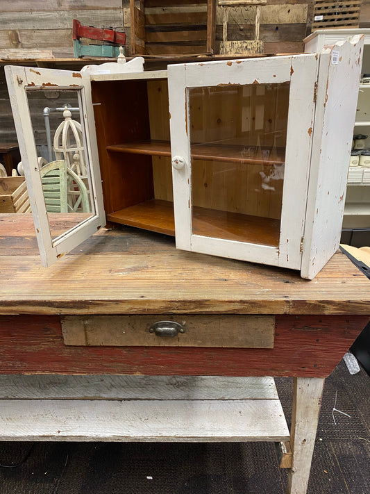 Table Top Glass Hutch