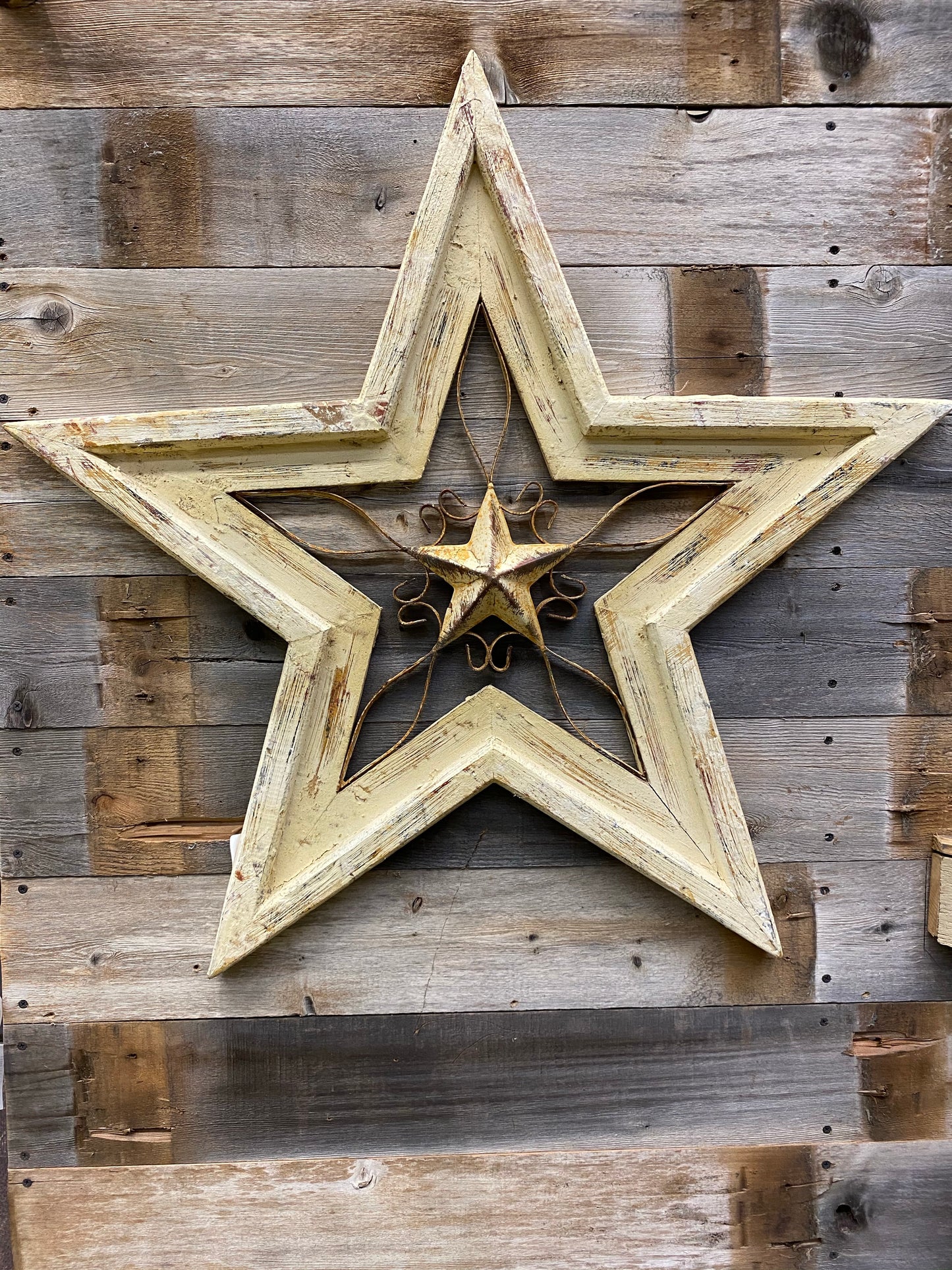 Large Star with Molding